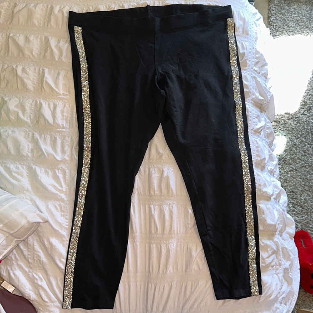 Express black leggings with silver embellishments down the sides - bin 3